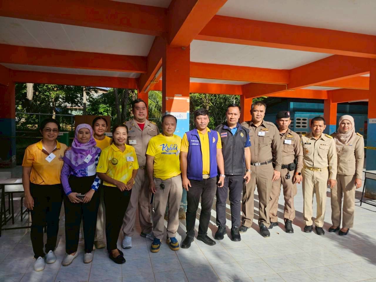ภาพบรรยายกาศลงพื้นที่สังเกตการณ์หน่วยเลือกตั้งนายกองค์การบริหารส่วนตำบลเขาทอง