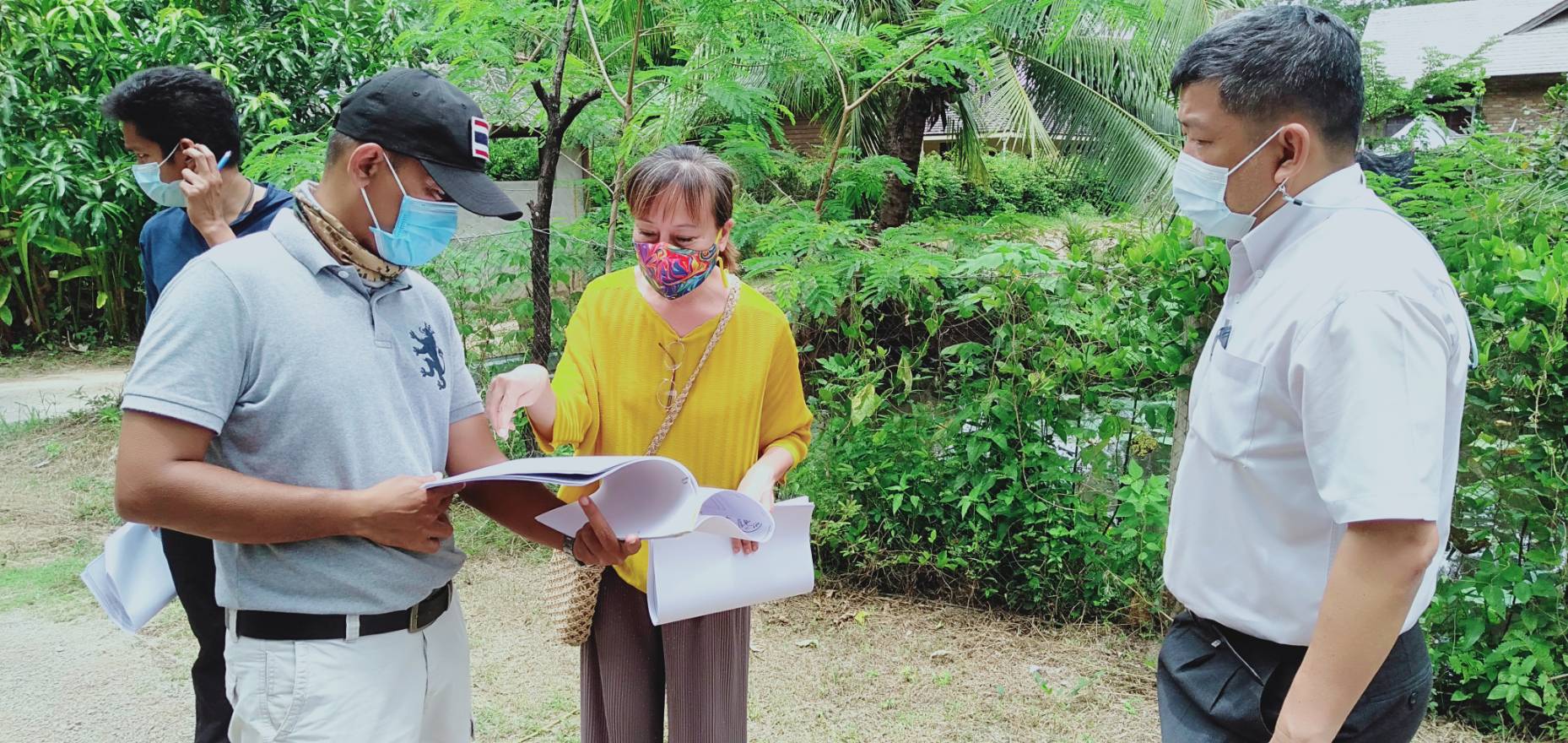 ลงพื้นที่ตรวจถนนซอยท่ามะพร้าว